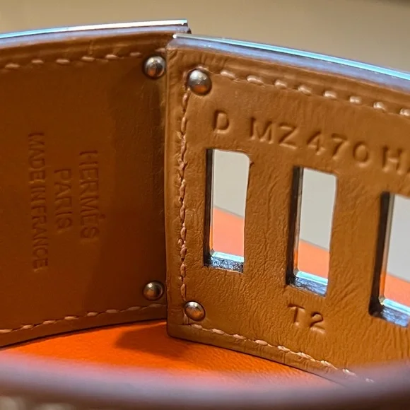 Sold x Hermes Kelly dog bracelet - Picture 9 of 11